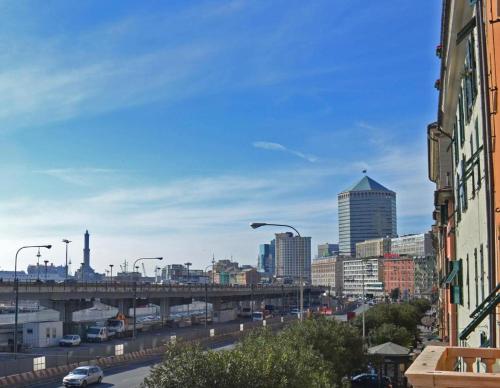 Vue générale sur Gênes ou vue de la ville depuis la maison d'hôtes