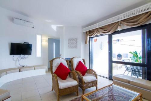 Villa 2, great spot Oura beach, Albufeira