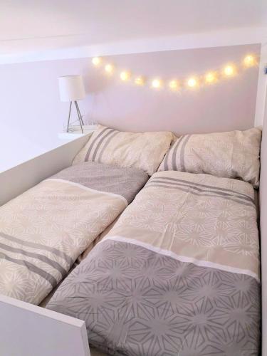 Cozy Modern Nest in the Heart of Vienna with Netflix