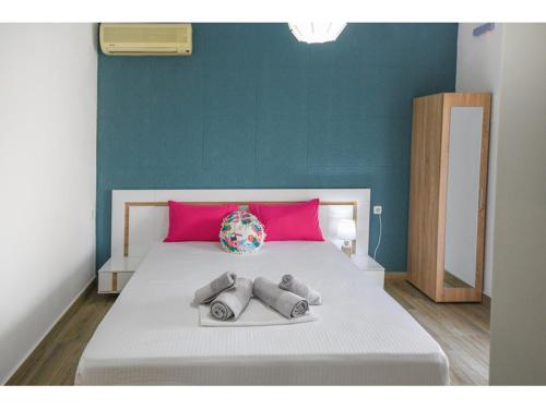 Ένα ή περισσότερα κρεβάτια σε δωμάτιο στο River rooms kriaritsi