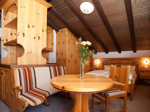 Galeriebild der Unterkunft Ambiente Guesthouse in Saas-Fee