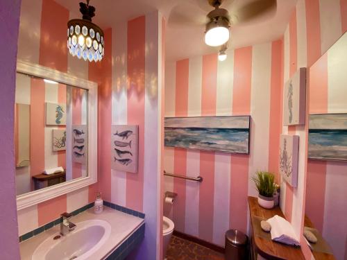 Bathroom sa Blue Horizon Boutique Resort