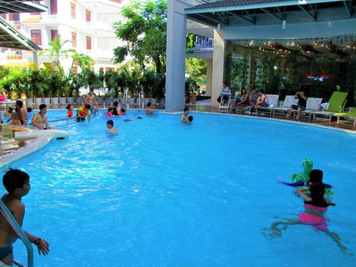 Bazén v ubytování Anh Dao Mekong 2 Hotel nebo v jeho okolí