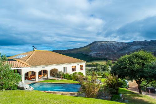 Gallery image of Barton Luxury Villas in Botrivier