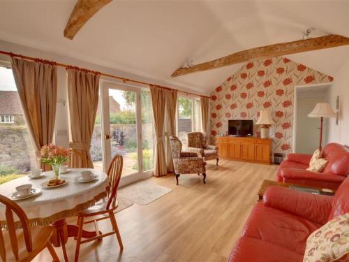 Holiday Home Lime Trees