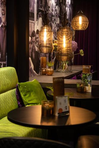 Χώρος καθιστικού στο Van der Valk Hotel 's-Hertogenbosch – Vught