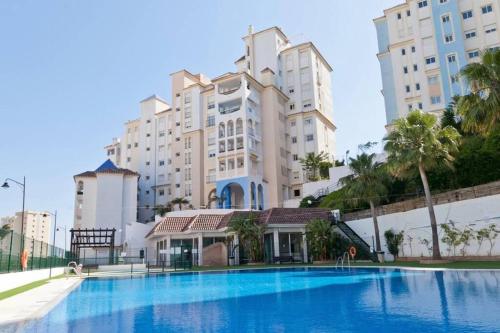 Stylish 2 bedroom penthouse with breathtaking view
