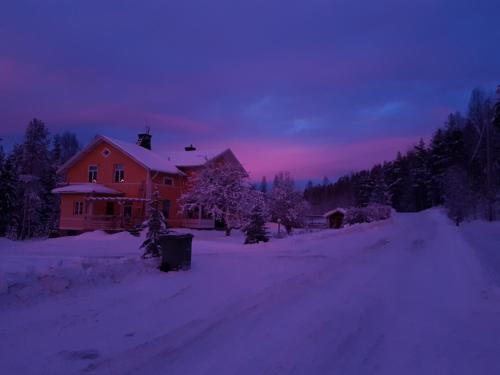 B&B Camp Ängra v zimě