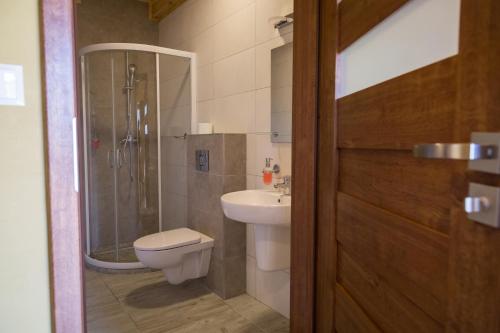 Koupelna v ubytování Ranczo w Dolinie - Bałtów