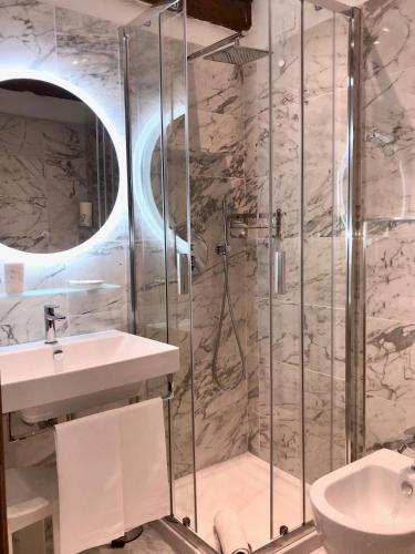 Bagno di Hotel Ariel Silva