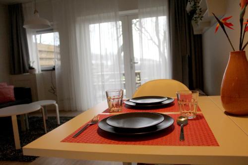 Zona de comedor en el apartamento