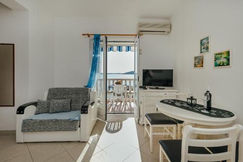 Gallery image of Palma Apartments in Herceg-Novi