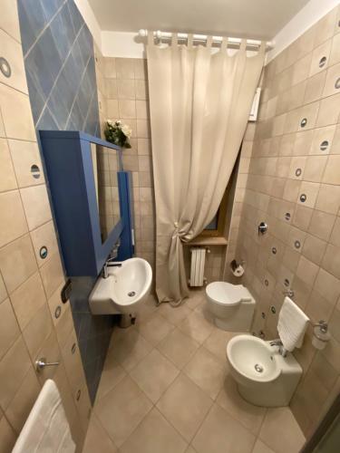 Vonios kambarys apgyvendinimo įstaigoje B&B San Michele Foggia