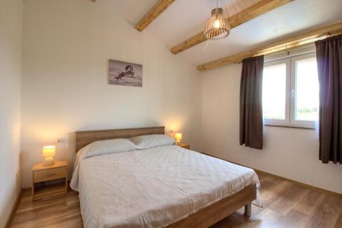Charming villa Seve with private pool in Pula