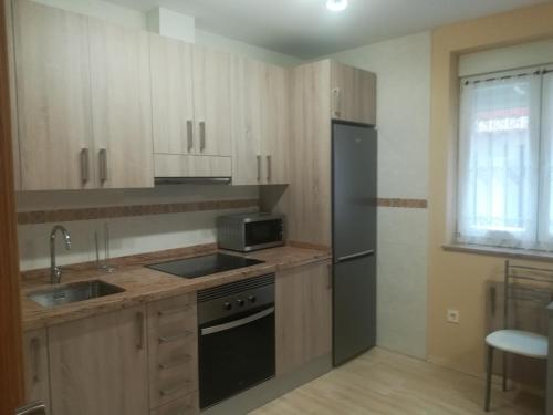 Η κουζίνα ή μικρή κουζίνα στο Apartamento El Fondon