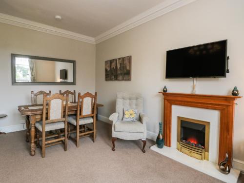 Spa Side Apartment – Photos 5