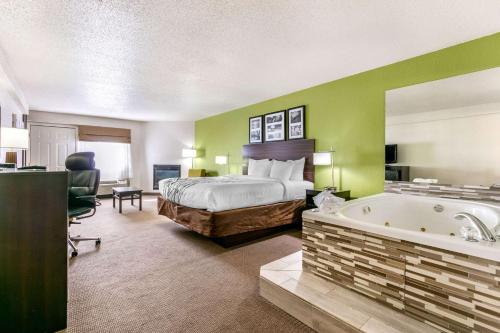 Imagen de la galería de Sleep Inn & Suites near Sports World Blvd, en Gatlinburg