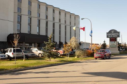 Continental Inn & Suites – Photos 2