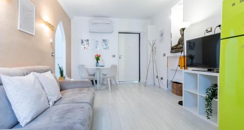 JOIVY Vibrant Flat for 4 near parks, in Navigli