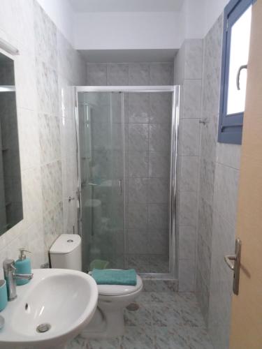 Φωτογραφία από το άλμπουμ του Isidoros Apartments σε Galanádhon