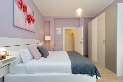 Elegant 3-Bed Apartment 10' Termini Wi-Fi AC