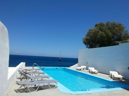 Gallery image of Santorini Grace Villa No2 in Fira