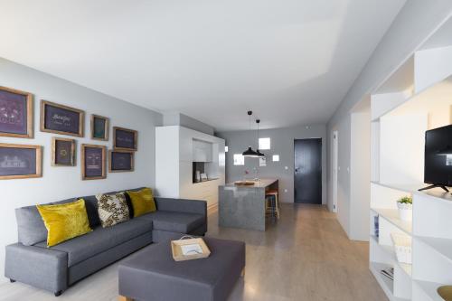 Porto Home by PCALE