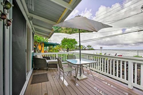 Kailua-Kona House with Oceanfront Deck and View