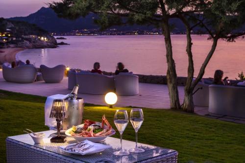 Hotel La Rocca Resort & Spa, Baja Sardinia – Updated 2022 Prices