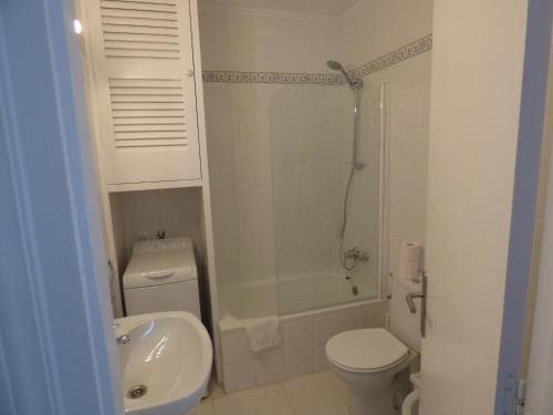 Oriol Apartment Menorca, Cala Galdana, Spain - Booking.com