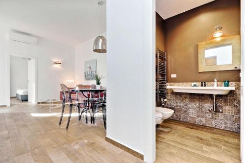 Imagine din galeria proprietății Monti Apartments - My Extra Home în Roma