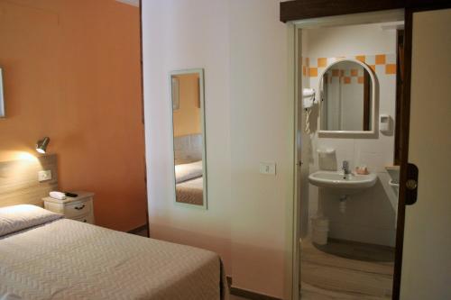 Gallery image of Hotel Maristella in Cavo