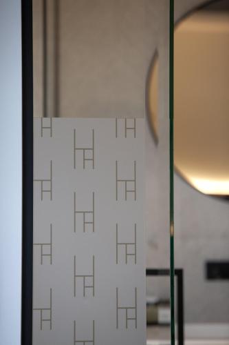Koupelna v ubytování HasHotel