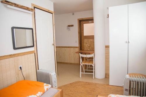 Ένα ή περισσότερα κρεβάτια σε δωμάτιο στο Apartmani Papeš