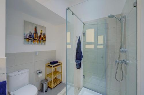 Kúpeľňa v ubytovaní Apartment with Stunning Seaviews