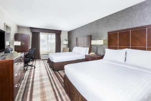 Holiday Inn Express San Diego - Sea World Area, an IHG Hotel Image