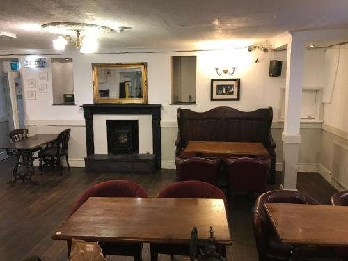 Gallery image of Crown Hotel in Pwllheli