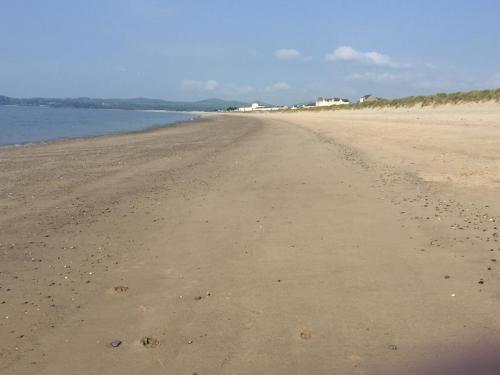 Gallery image of Crown Hotel in Pwllheli
