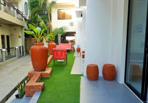 Un balcón o terraza en Luxx Boutique Boracay