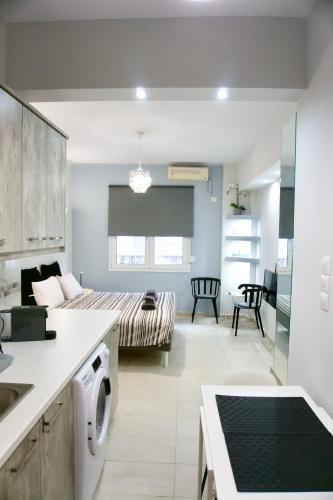 Zdjęcie z galerii obiektu Syntagma-Monastiraki, Cute & Convenient Studio in Athens w Atenach