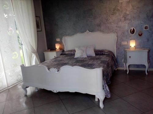 Gallery image of B&B Rosalu - Adults Only in Sirmione