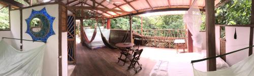 Taman di luar Ecocabaña Rosa María