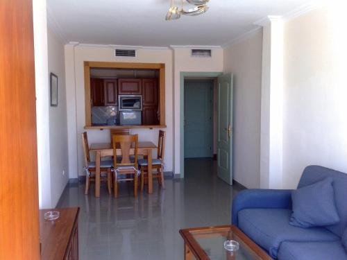 En sittgrupp på Apartamentos Nerja Bahia