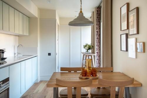 Gallery image of Abbey Strand Apartments, at Holyrood in Edinburgh