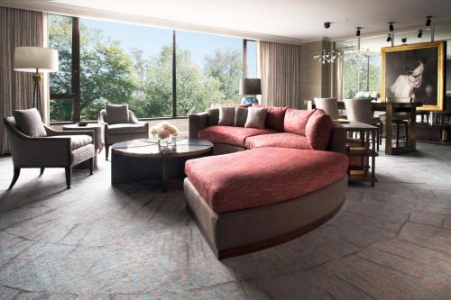 Four Seasons Boston Image