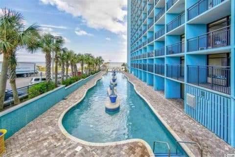 Bazén v ubytování Lee's Myrtle Beach Condo nebo v jeho okolí