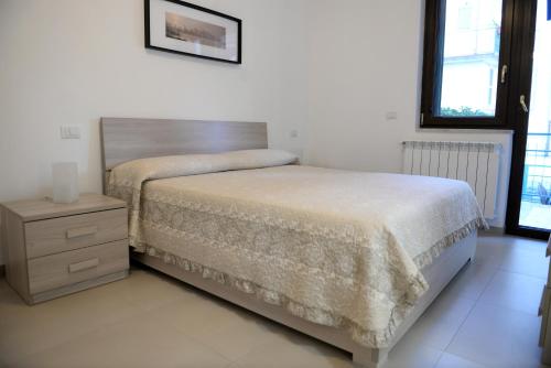 Un ou plusieurs lits dans un hébergement de l'établissement Coastal Cliff, Amalfi