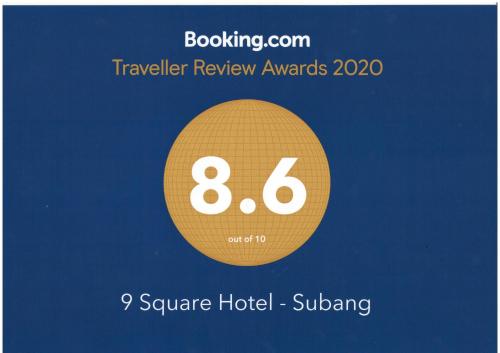 een symbool voor een hotel met het nummer 8 bij 9 Square Hotel - Subang in Subang Jaya