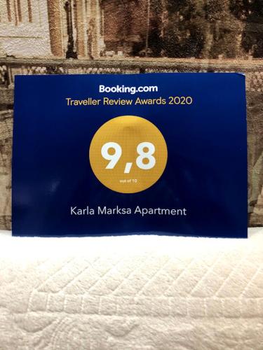 ジェレスノヴォツクにあるKarla Marksa Apartmentの青いカード
