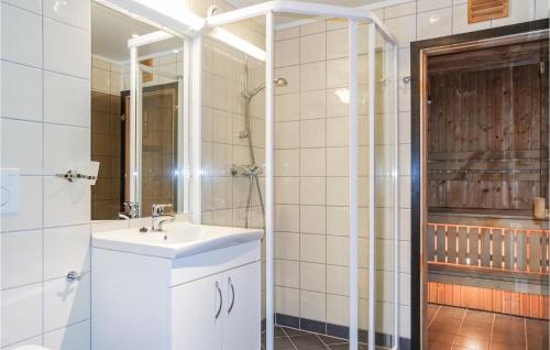 a bathroom with a sink and a shower at Nice Apartment In Hemsedal With Wifi in Hemsedal